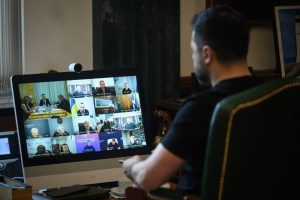 Зеленський звинуватив міську владу Києва в повному невиконанні необхідних кроків щодо запровадження планів стійкості в умовах продовження агресії РФ